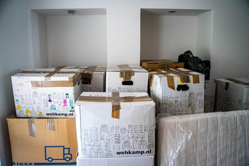 Astonishing moving hacks for a fast and smooth move