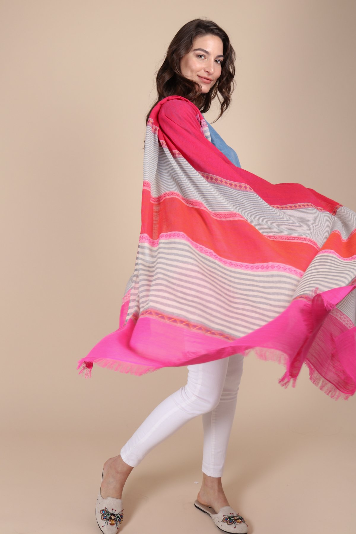 Scarves That Every Woman Should Have in Her Collection